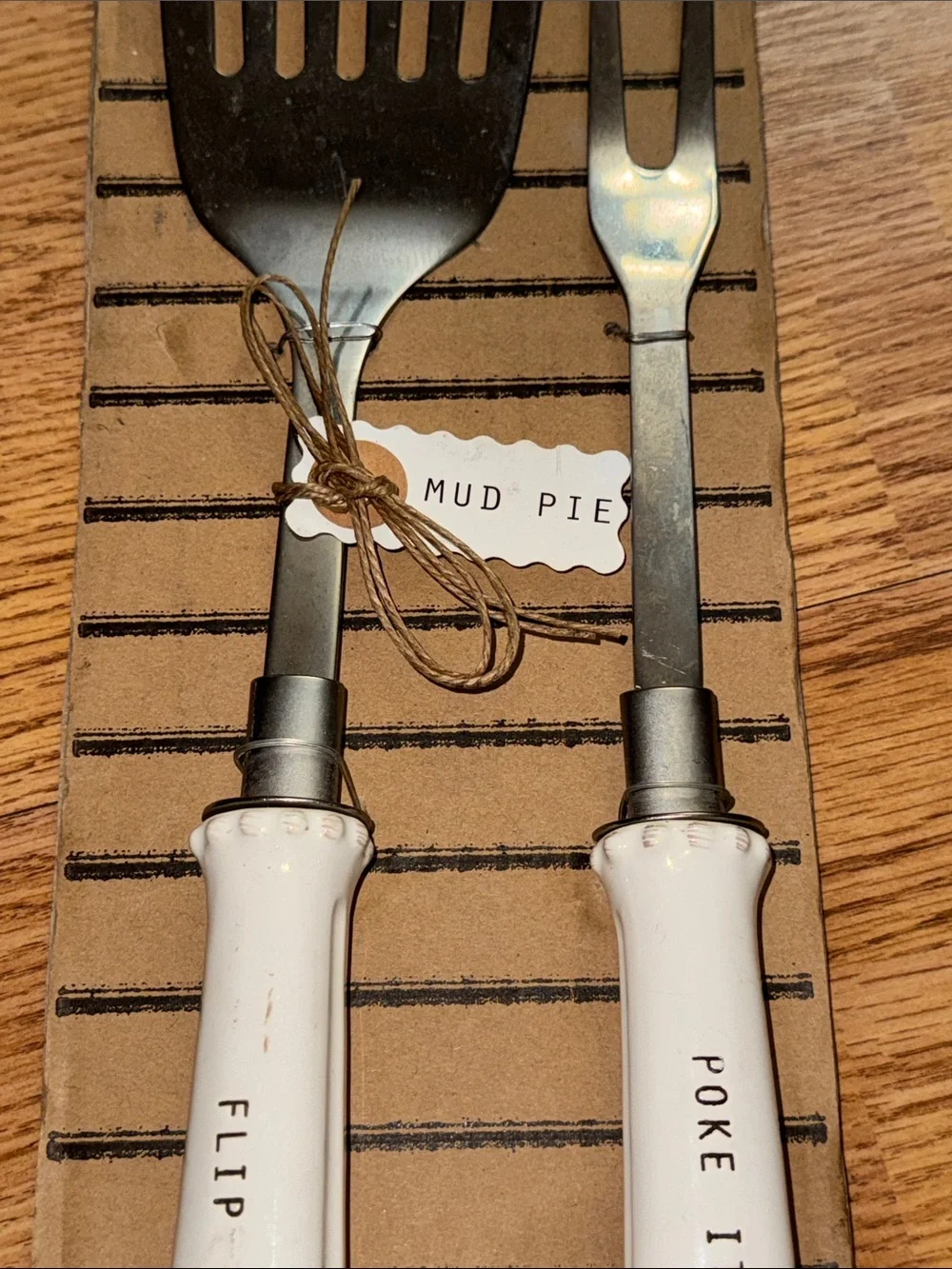 NWT Mud Pie White Ceramic Handle Grilling Spatula & Fork Set $34